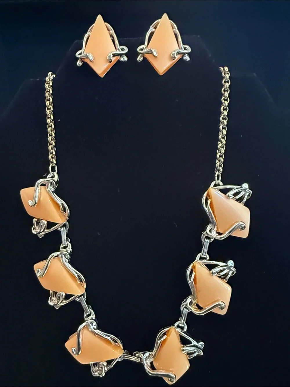 Vintage 50s Mid Century Orange Thermoset Lucite Necklace Earrings Set